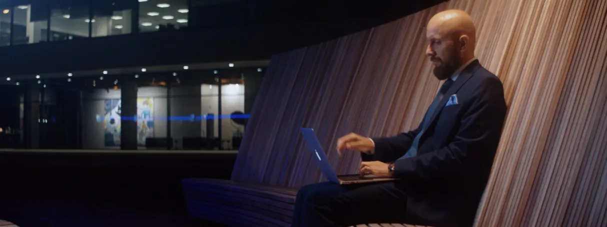 Motivating people
to slow down and
take a break