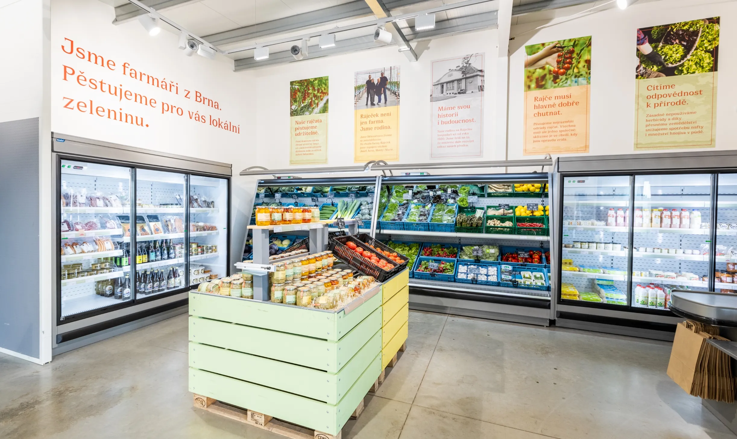 Branding for
a farm and local
food store